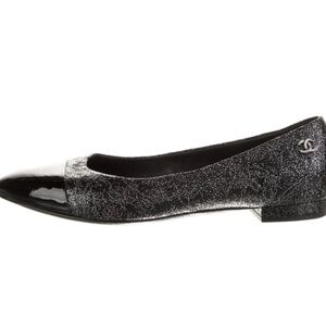 CHANEL Black and Silver Interlocking CC Logo Flats